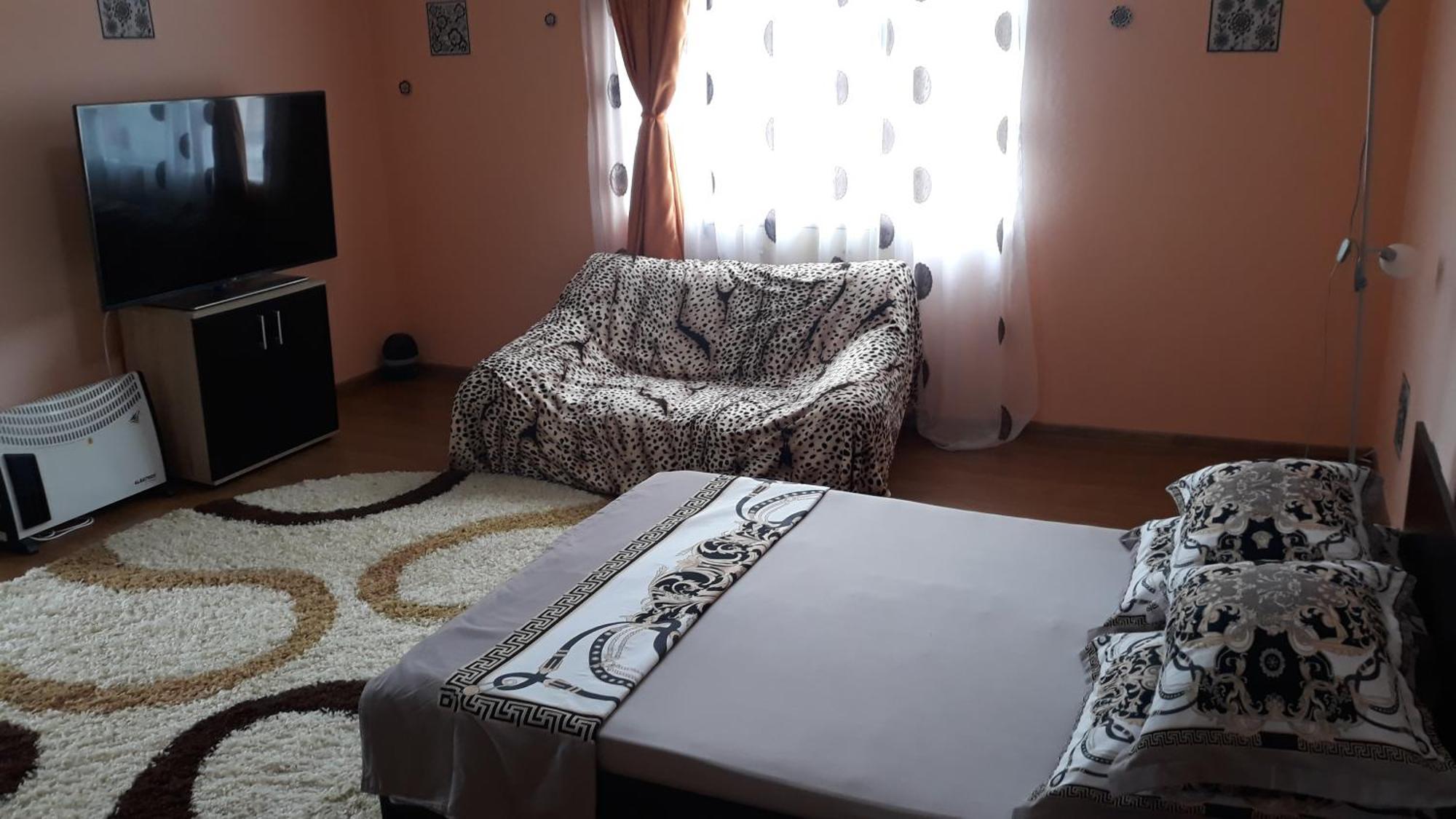 Vila la Izvorul Putinei Haţeg Cameră foto