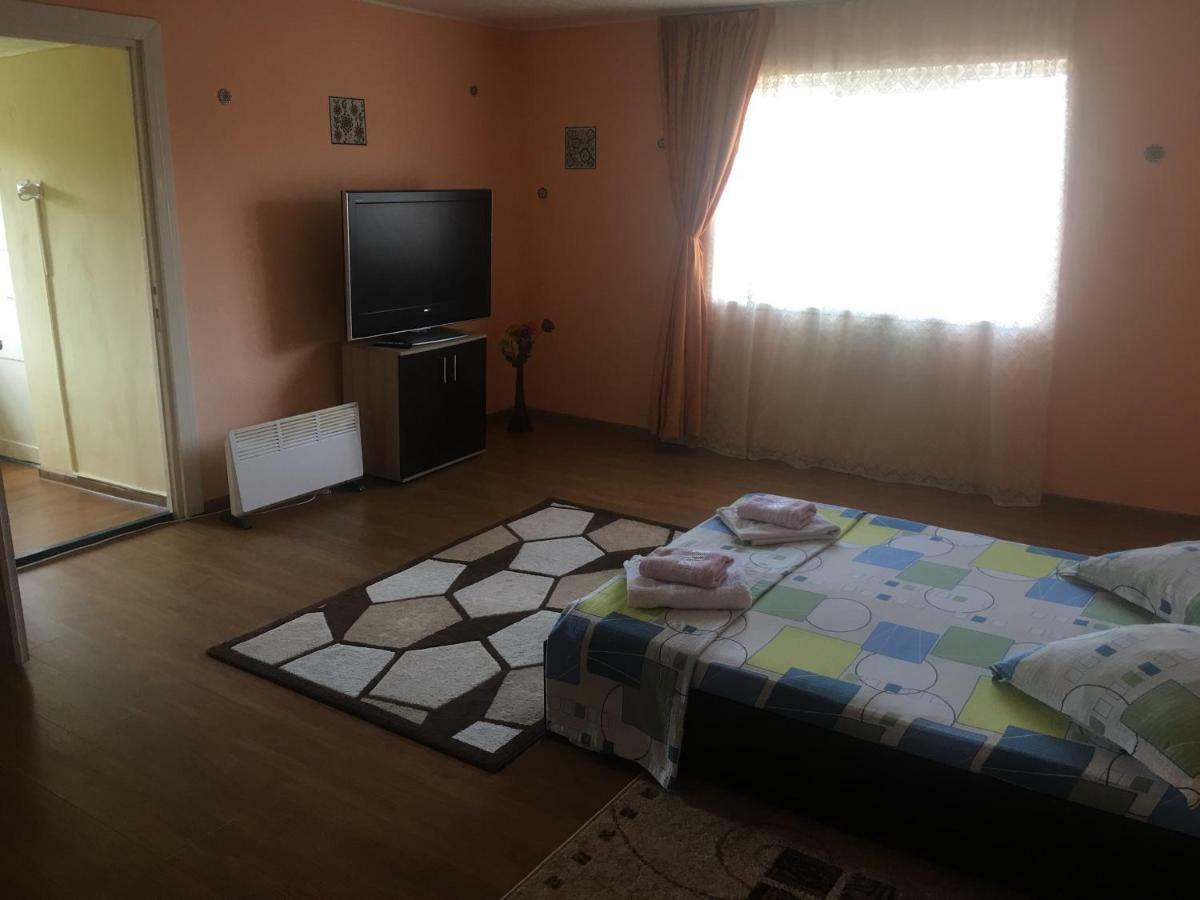 Vila la Izvorul Putinei Haţeg Exterior foto